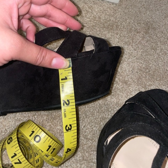 Fashion Focus Black Wedges with ankle strap NWOT - Picture 6 of 9